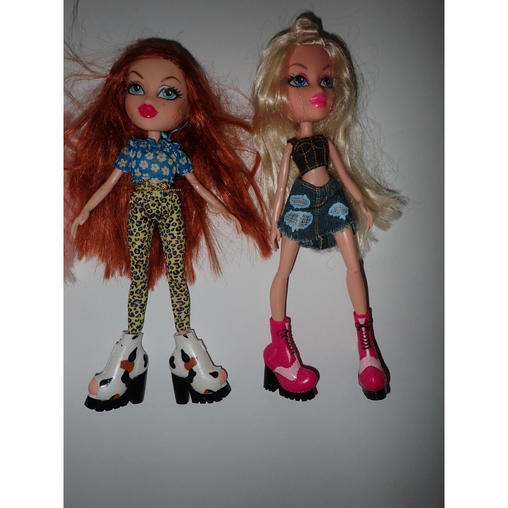 Bratz Doll Lot of 4 Jade Cloe Meygan Yasmin Fashion Dolls Y2K 10 inch - Picture 2 of 4